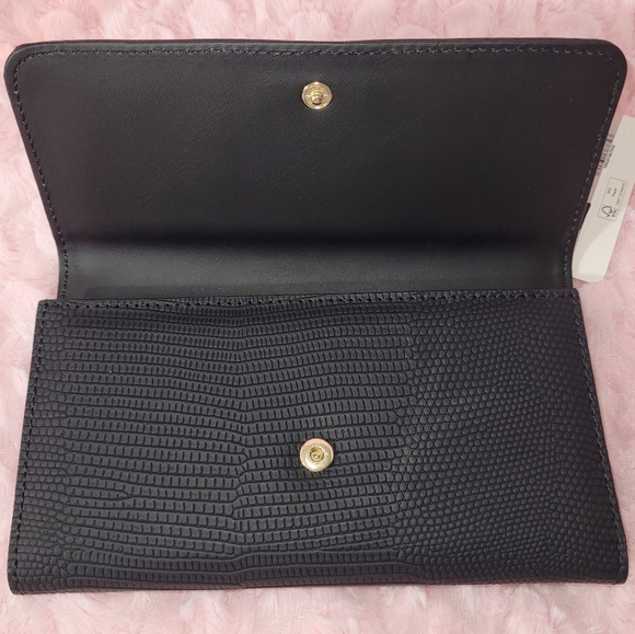 Guess Slim Trifold Wallet - Picture 7 of 16